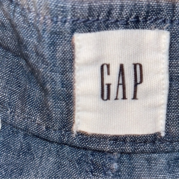GAP Blue 5” Shorts Relaxed Fit Chambray Size 16 - Picture 4 of 6
